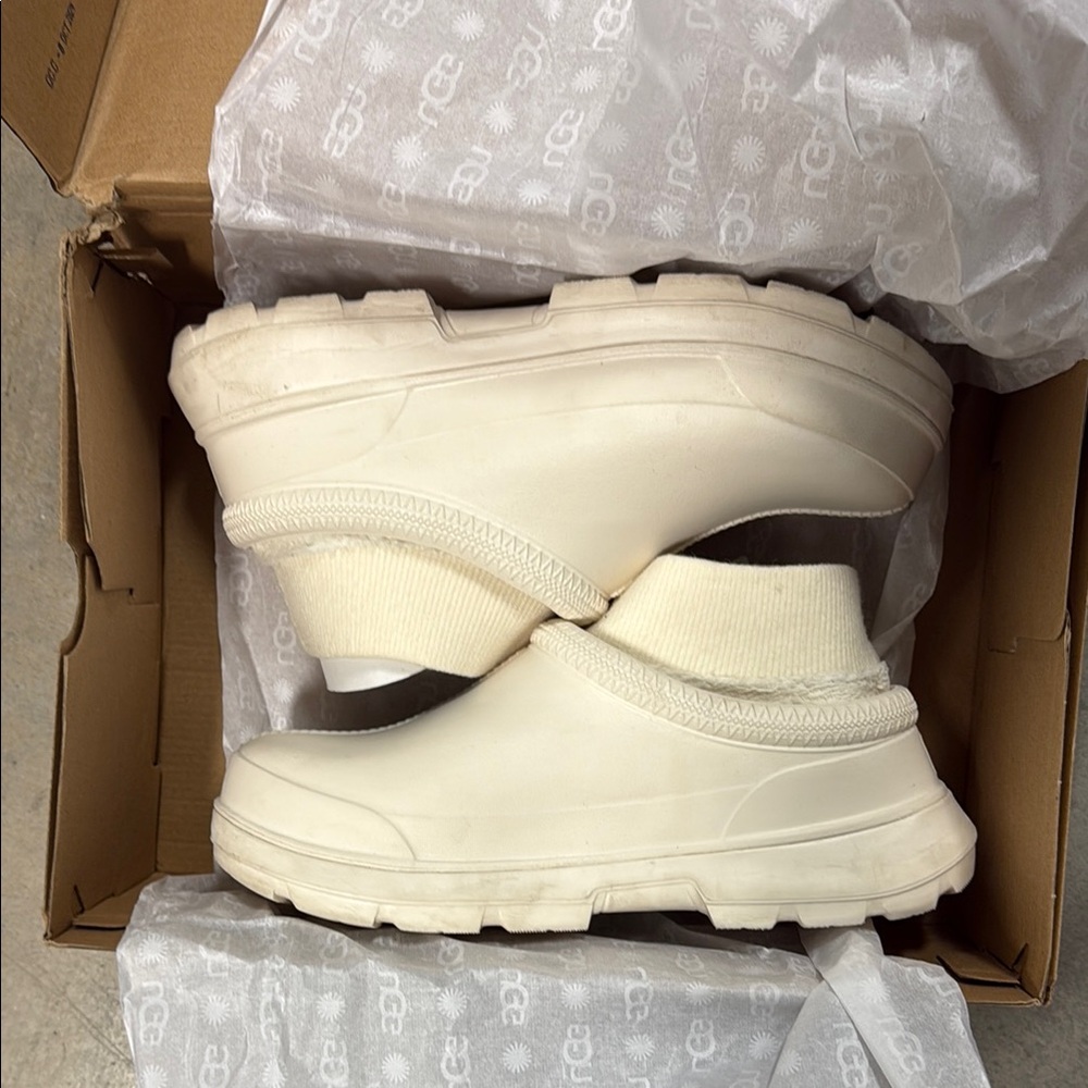 UGG Off-White Platform Slip-Ons